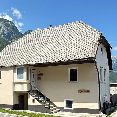 Hisa Luciano For 5 Near * Bovec