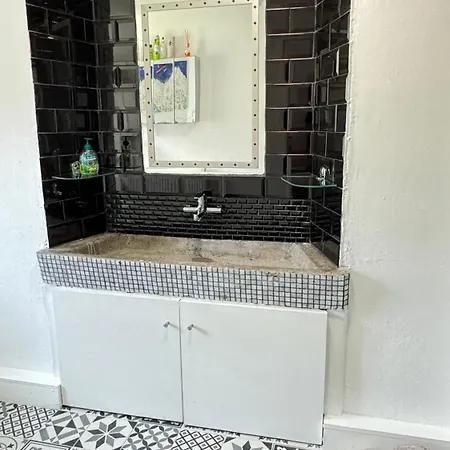 Hisa Luciano For 5 Near Tatil Evi